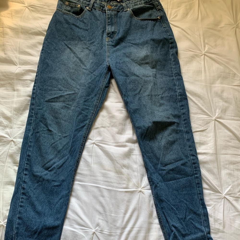 MOM JEANS